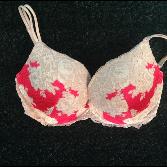 New victoria secret bra 34dd