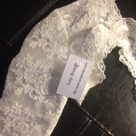 Lace bridal jacket ivory - Picture 3 of 3