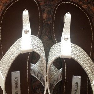 White-silver Steve Madden Sandal