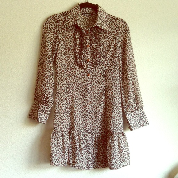 Cheetah-print long sleeve shirt-dress