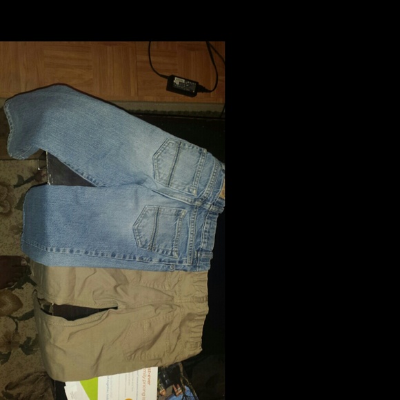 2 pants . 1 h&m and 1 children place - Picture 2 of 4