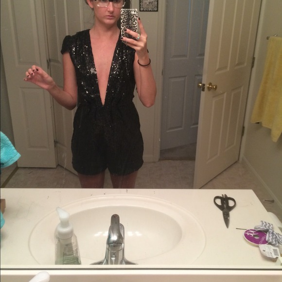 🔹REDUCED🔹FABULOUS ROMPER