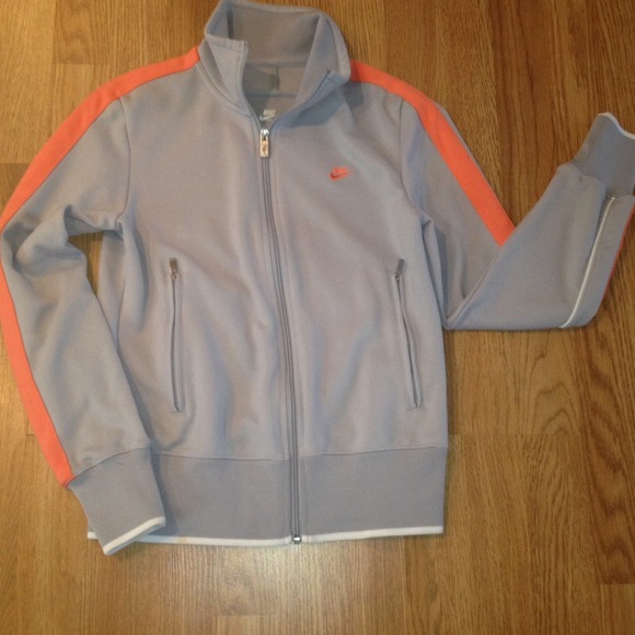 Nike jacket