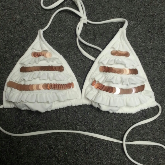 NWOT  triangle top BIKINI - Picture 1 of 1