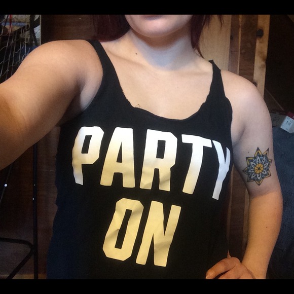 Victoria's Secret tank "Party On"