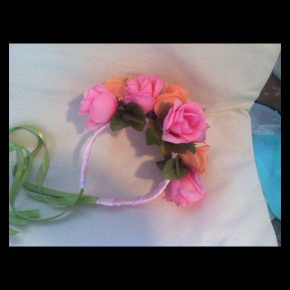 Custom Flower Crowns made to order - Picture 2 of 2