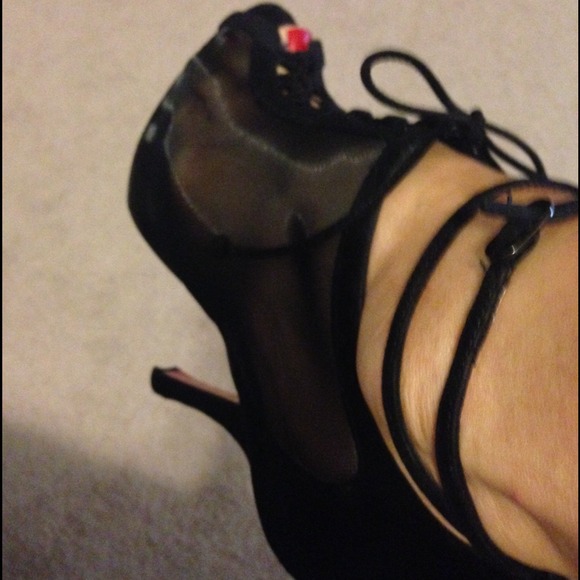 Christian Louboutin 38.5 Black lady peep toe mesh - Picture 2 of 3