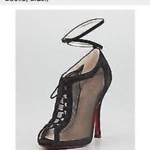 Christian Louboutin 38.5 Black lady peep toe mesh