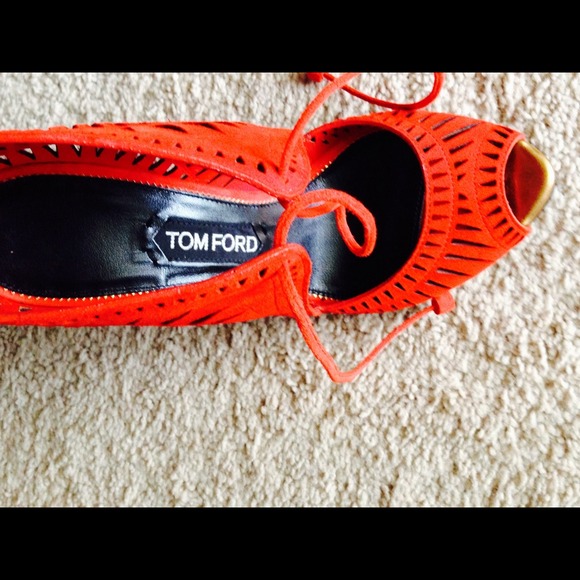 Tom Ford brand new with tags. Celebrity favorite - Picture 2 of 4