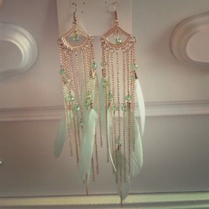 !!SOLD!! Brand New Mint and Gold Feather Earrings