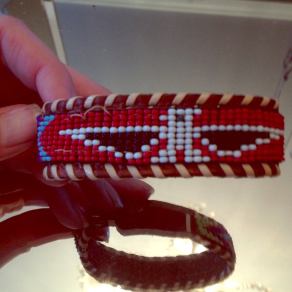 A vintage indian Native American bracelet beaded