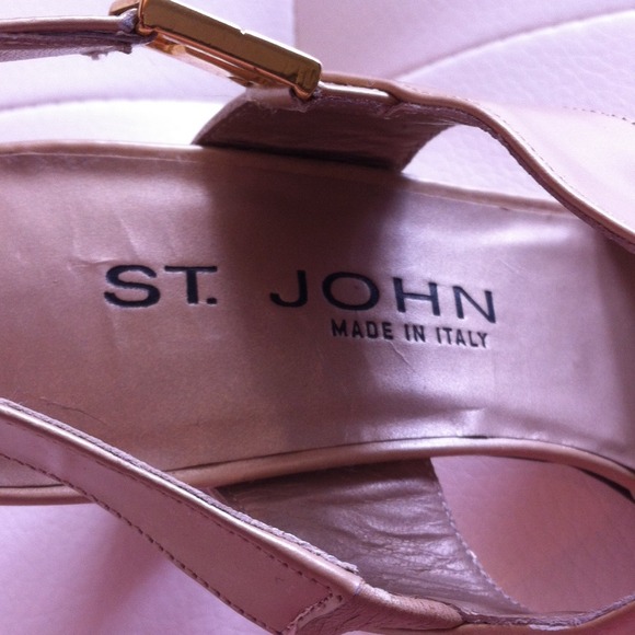 ✨ST.JOHN✨ - Picture 4 of 4