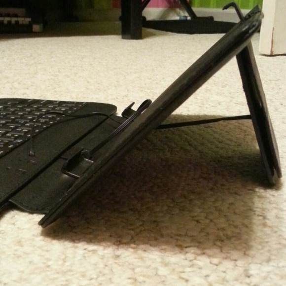 Tablet keyboard/case - Picture 2 of 4