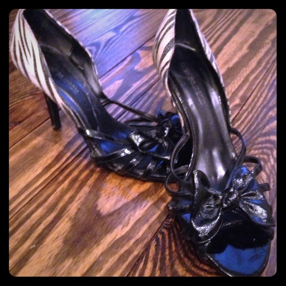 Sexy zebra heels!!