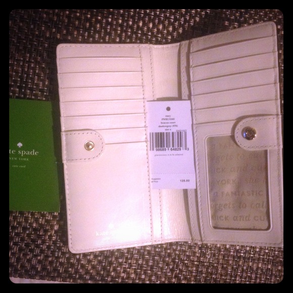 Kate Spade wallet never used