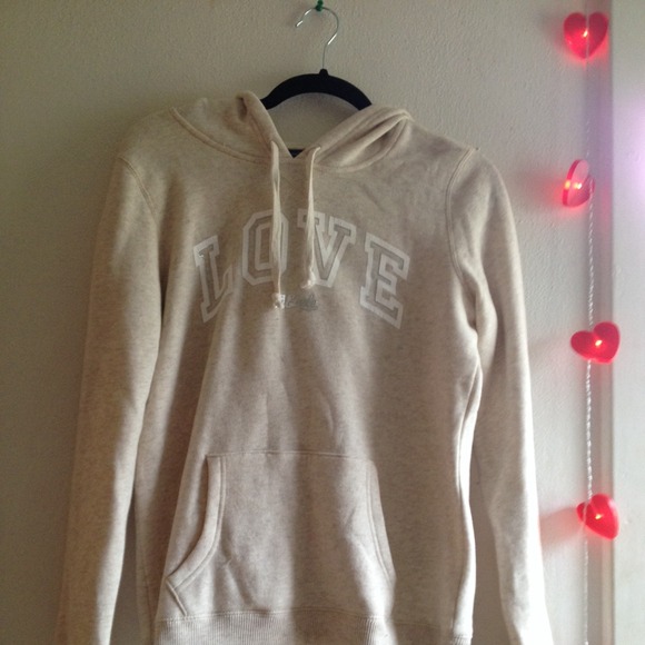 American Eagle cream LOVE hoodie