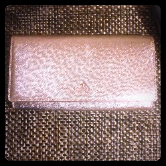 KATE SPADE wallet rose gold Color BRAND NEW