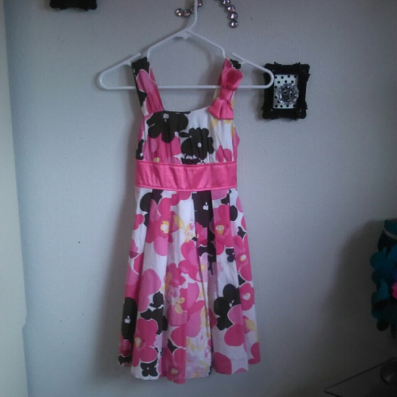 Cute girls flower dress