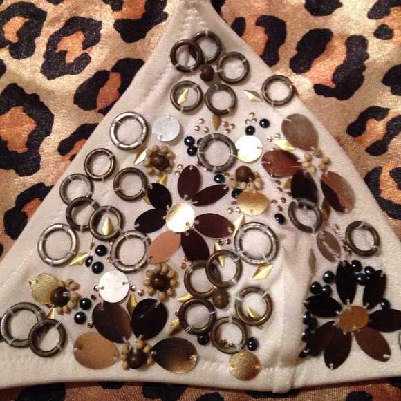 Vs embellished top - Picture 2 of 4