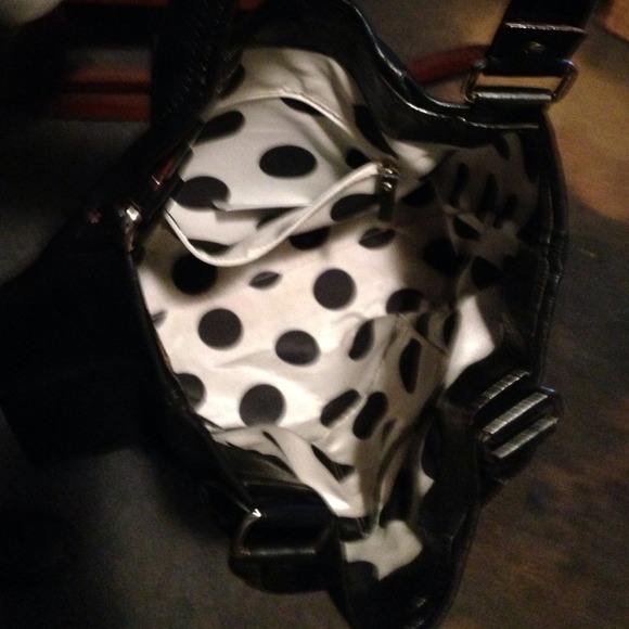 Addl pix of Kate spade bag