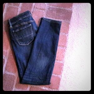 Dark wash American Eagle skinny jeans