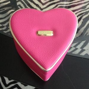 ❌Sold❌Victoria's Secret case