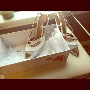 Jeffrey Campbell Womens Seki White pumps. 7.5