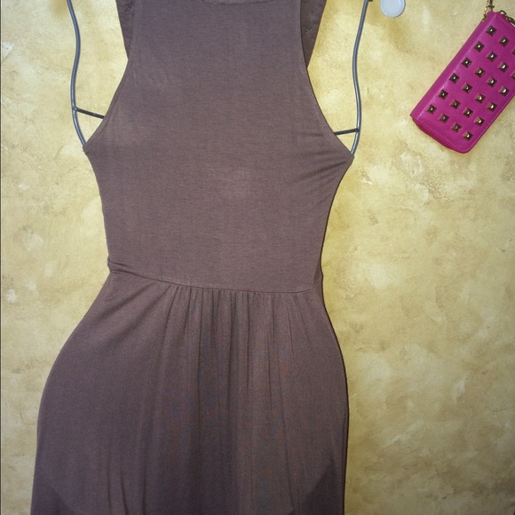 Top. - Picture 2 of 2