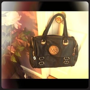 Inspired black brand new Michael Kors purse'