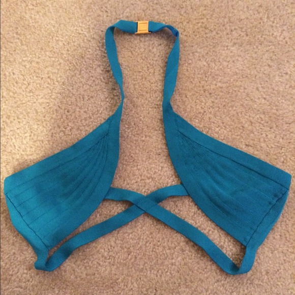 Herve Leger swimsuit by Max Azria👙