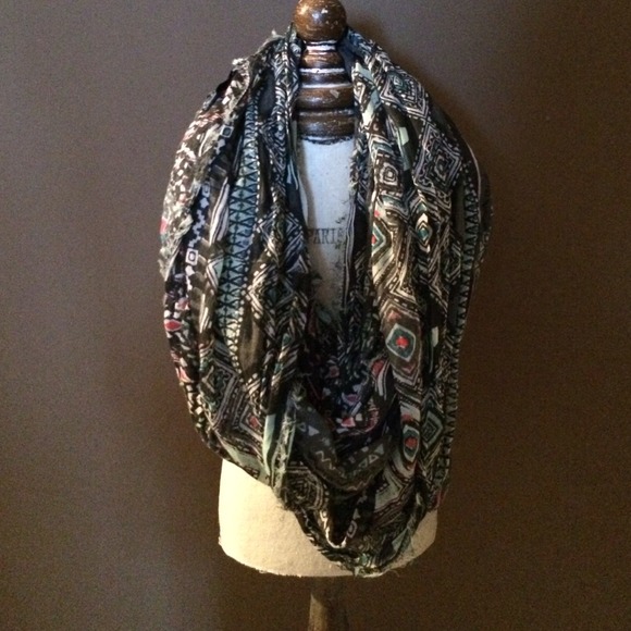 Geometric American eagle scarf