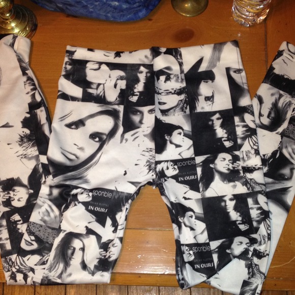 Black and white spandex leggings!