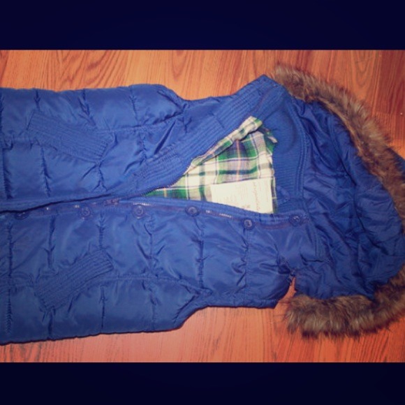 Aeropostale Puff Vest