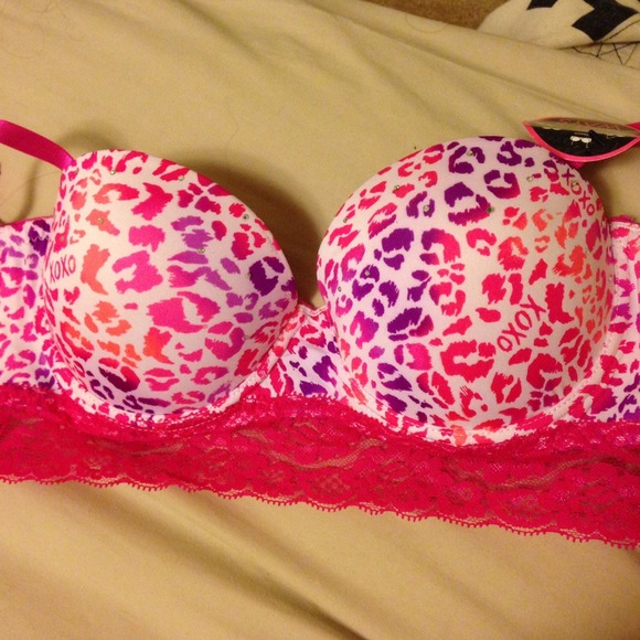 ** SOLD Brand new animal print pink bra