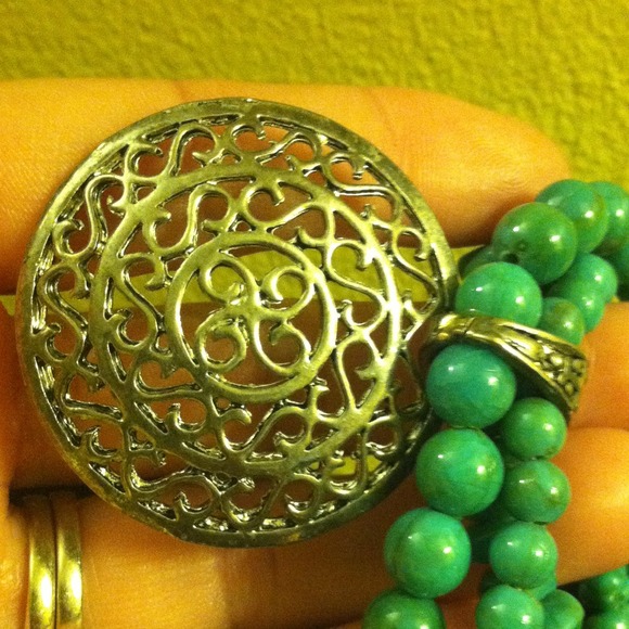 ⭕️⭕️Sold⭕️⭕️💙Aquamarine Stones Necklace💙 - Picture 4 of 4