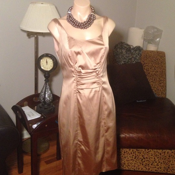 Glamour Dress - Picture 1 of 4