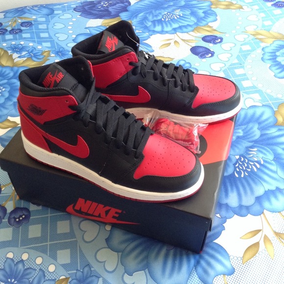 BRED 1 JORDAN