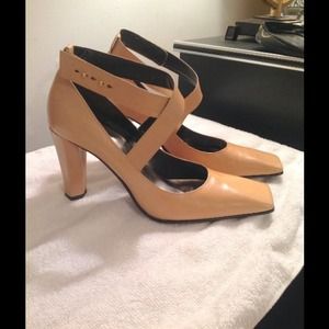 NINE WEST ankle strap heels 👠👠
