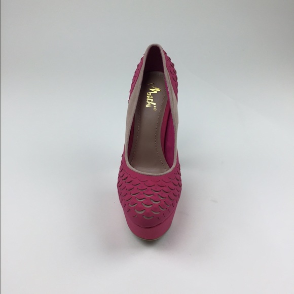 Collect - Picture 2 of 4