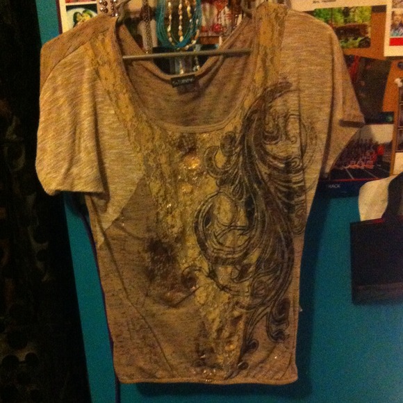 T shirt