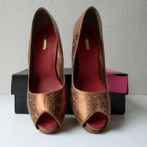 Bronze Peep Toe Pump