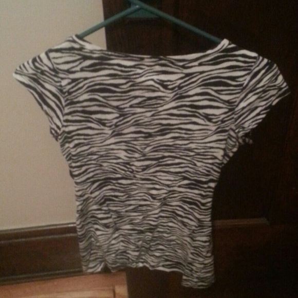 Wild Zebra Tshirt with attitude by Miley Cyrus m - Picture 3 of 3