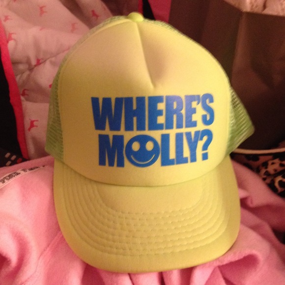 Wheres Molly Hat