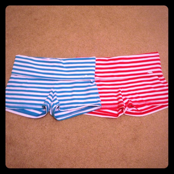 🌺TRADED🌺Hollister Yoga shorts
