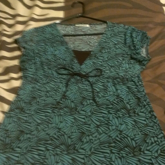 Everyday top - Picture 2 of 2