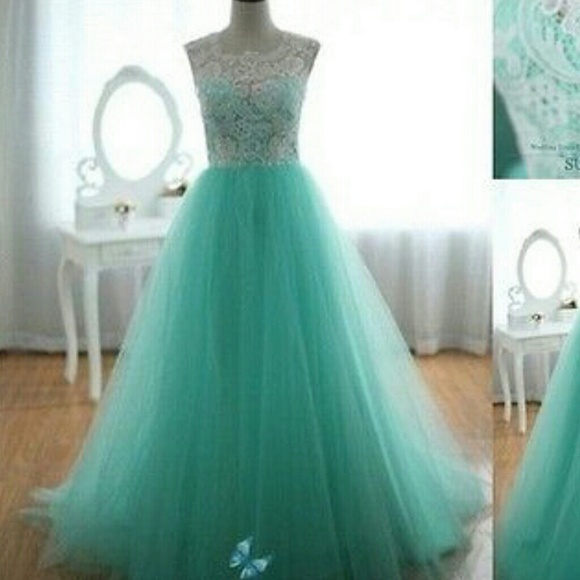 Green prom dress