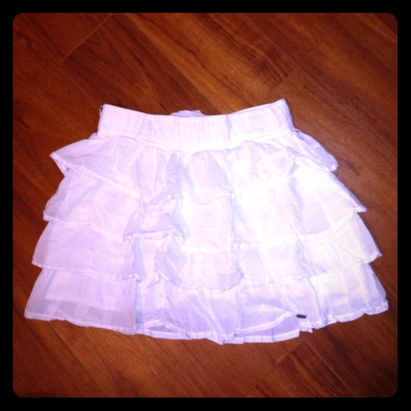 Hollister Dresses & Skirts - ⭕️SOLD LOCALLY⭕️‼️Hollister skirt