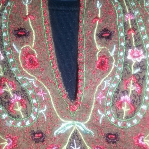 Shirt - Picture 2 of 4