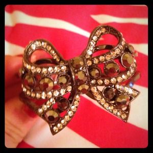 💯 Authentic Betsey Johnson Bracelet