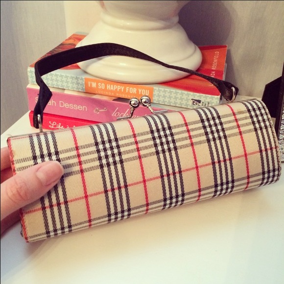 Cute plaid clutch
